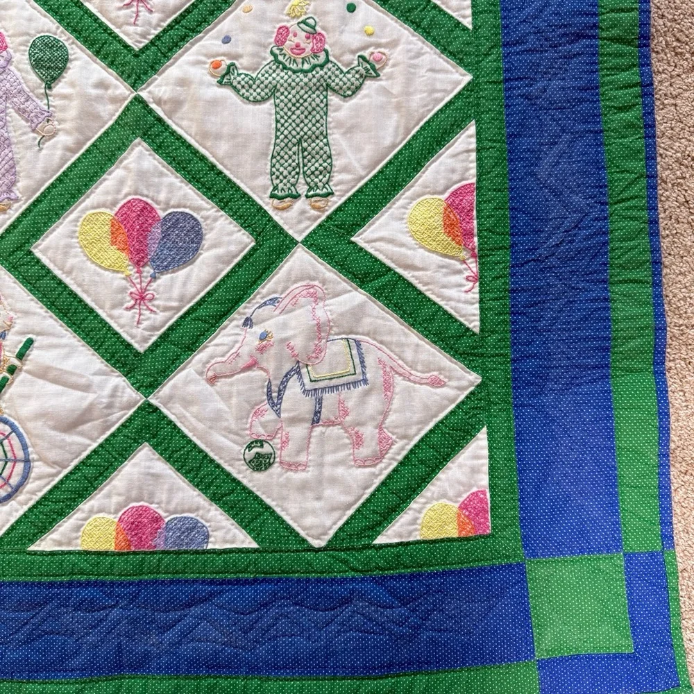 Handmade Baby Blanket Toddler Quilt Circus Animals Clowns Nursery Balloons 36x44
